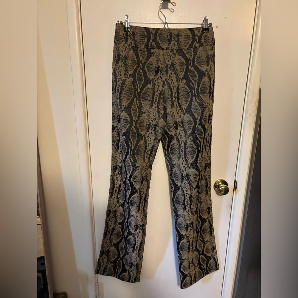 I Am Gia pants - Picture 2 of 6